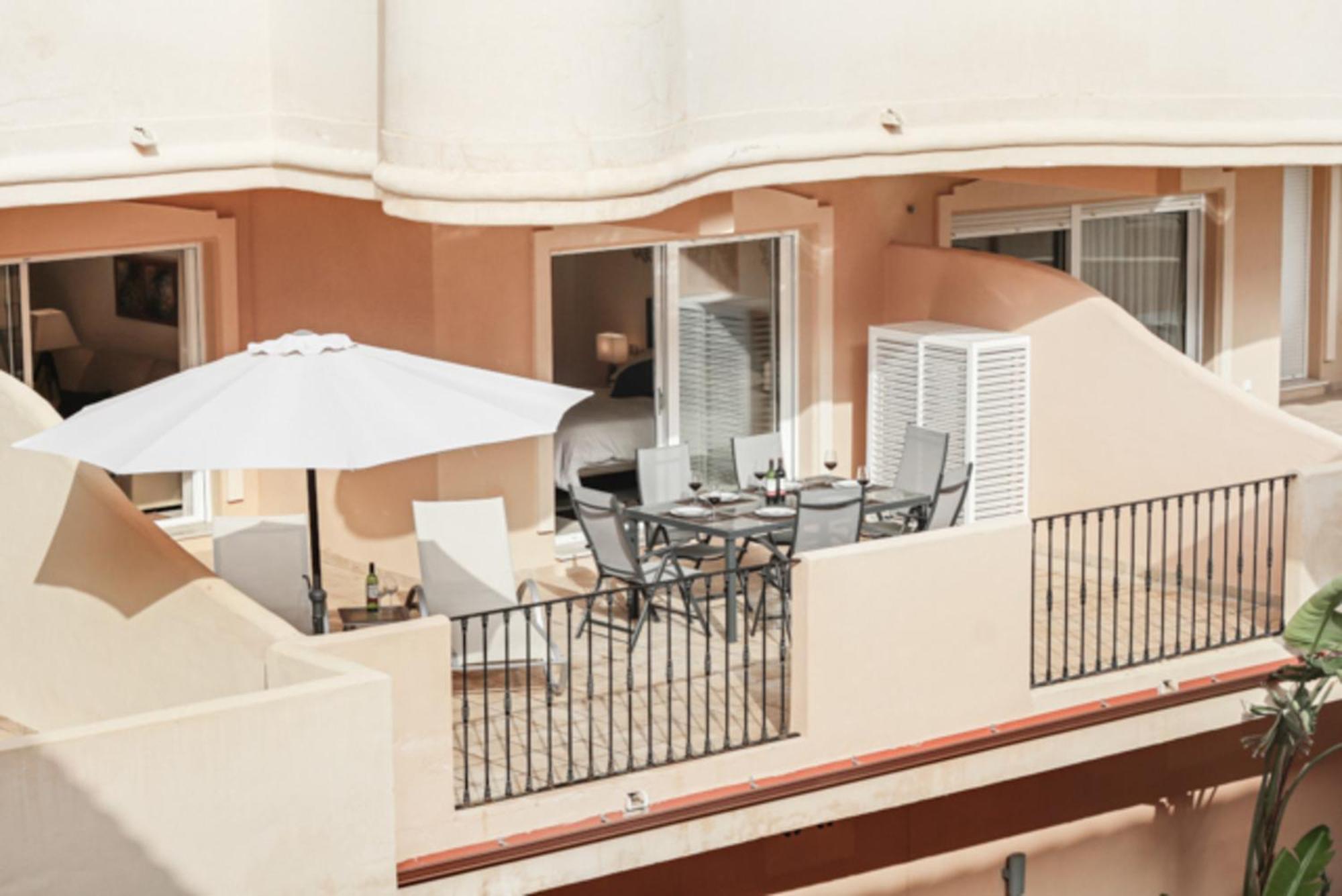 Aloha Hill Club Lluxury 5 Star Golf Resort Near Puerto Banus And Marbella Exterior photo