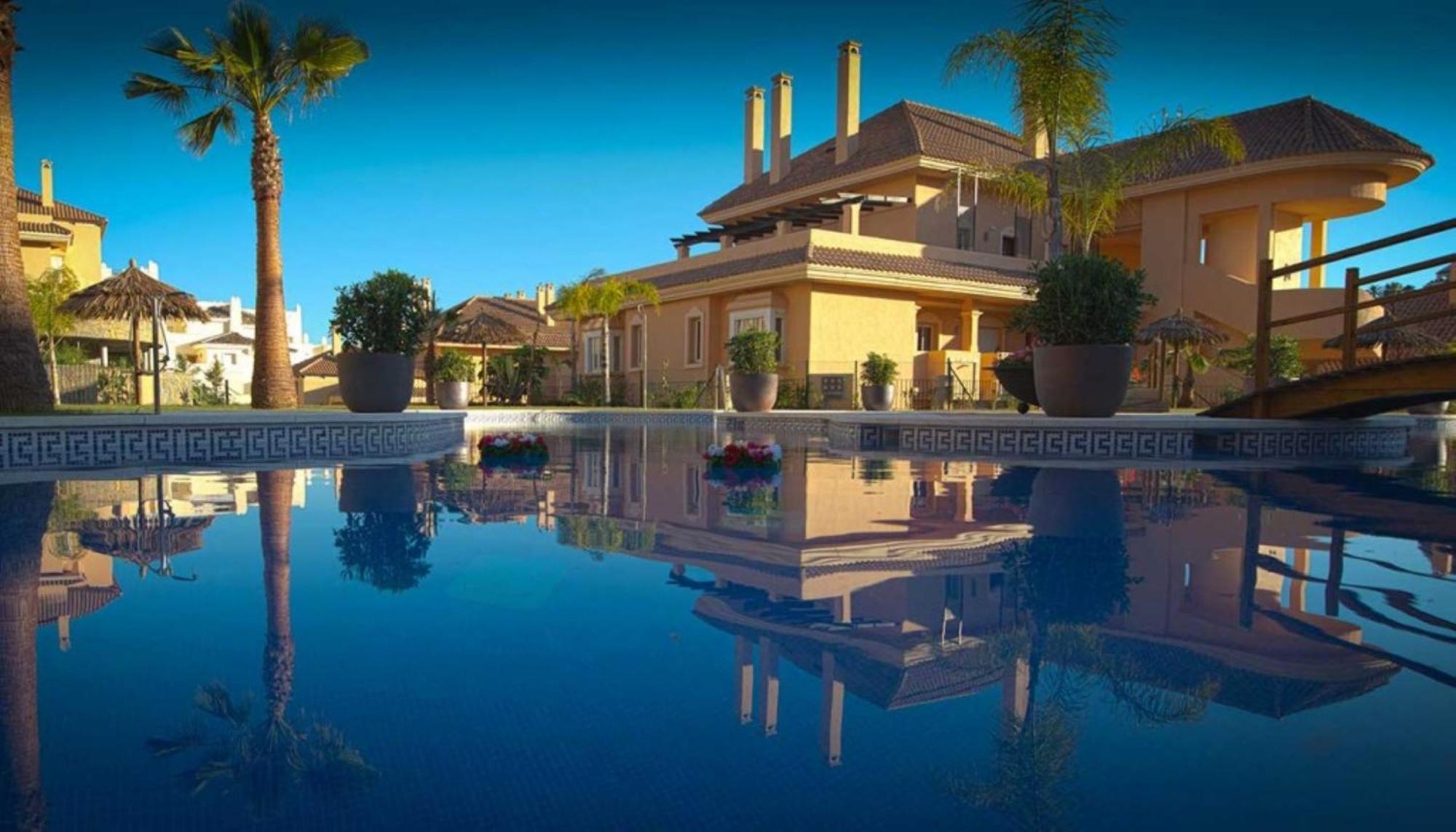 Aloha Hill Club Lluxury 5 Star Golf Resort Near Puerto Banus And Marbella Exterior photo