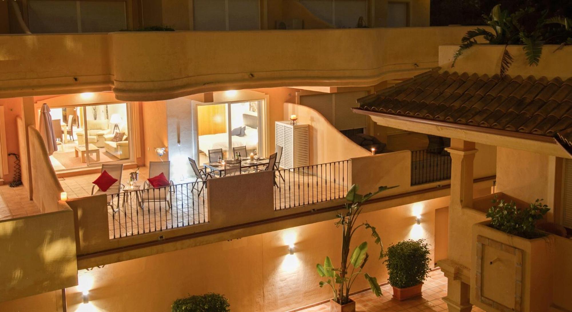 Aloha Hill Club Lluxury 5 Star Golf Resort Near Puerto Banus And Marbella Exterior photo