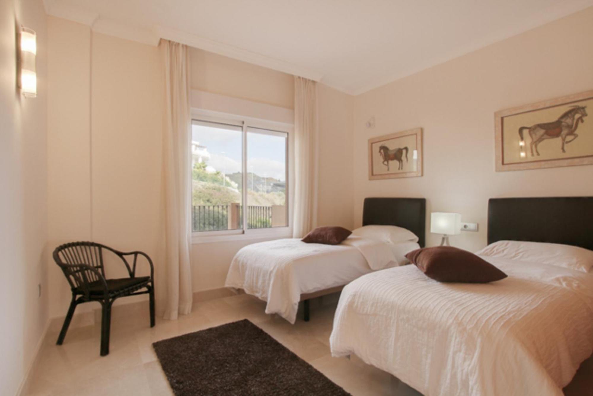 Aloha Hill Club Lluxury 5 Star Golf Resort Near Puerto Banus And Marbella Exterior photo